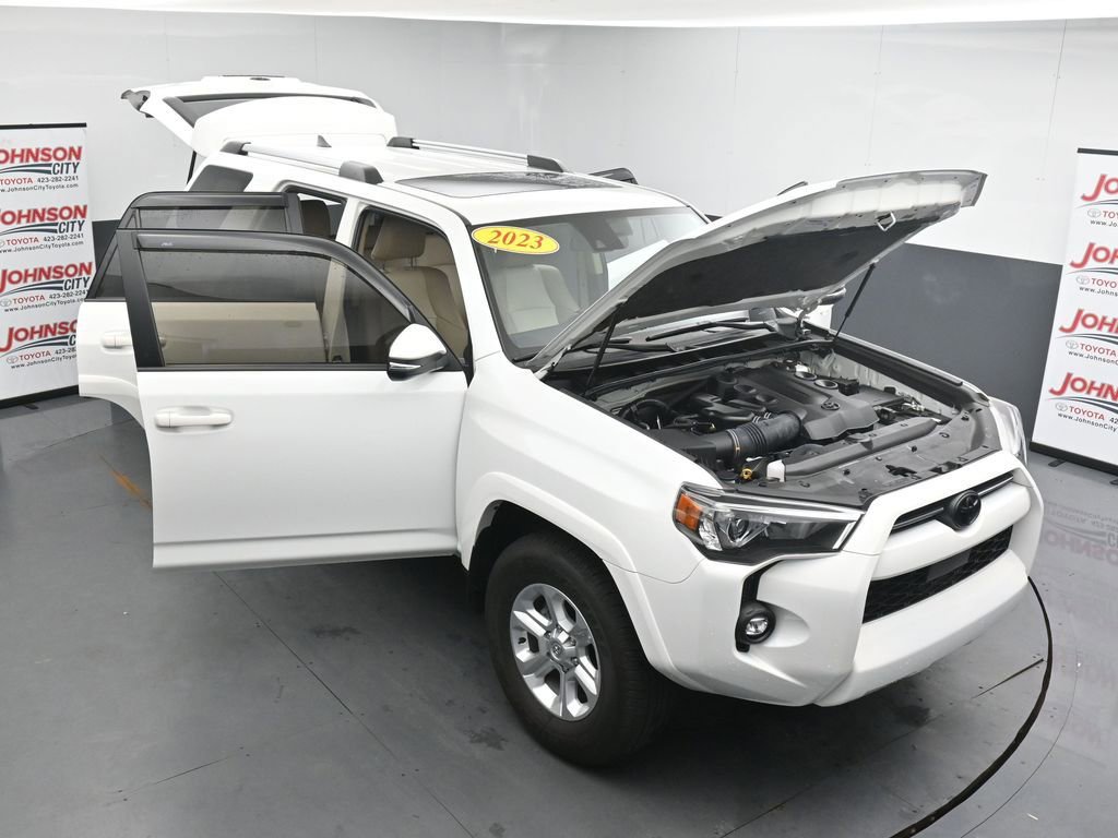 Used 2023 Toyota 4Runner SR5 Premium w/ Moonroof Package AWD/4WD image 40