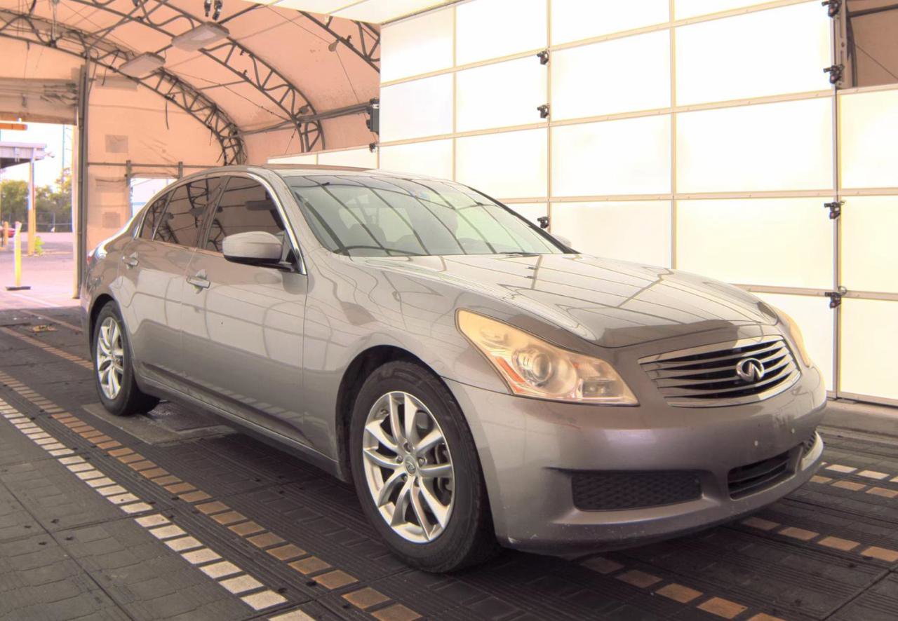 Used 2009 INFINITI G37 Journey w/ Premium Pkg image 4