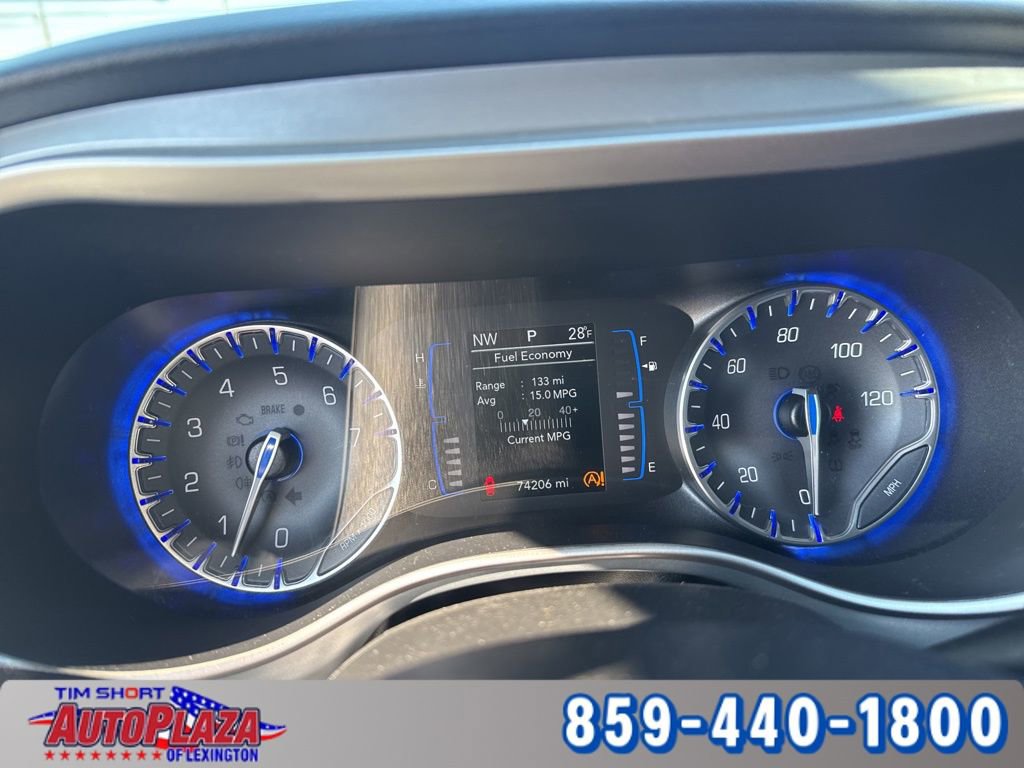 Used 2020 Chrysler Pacifica Touring w/ S Appearance Package image 10