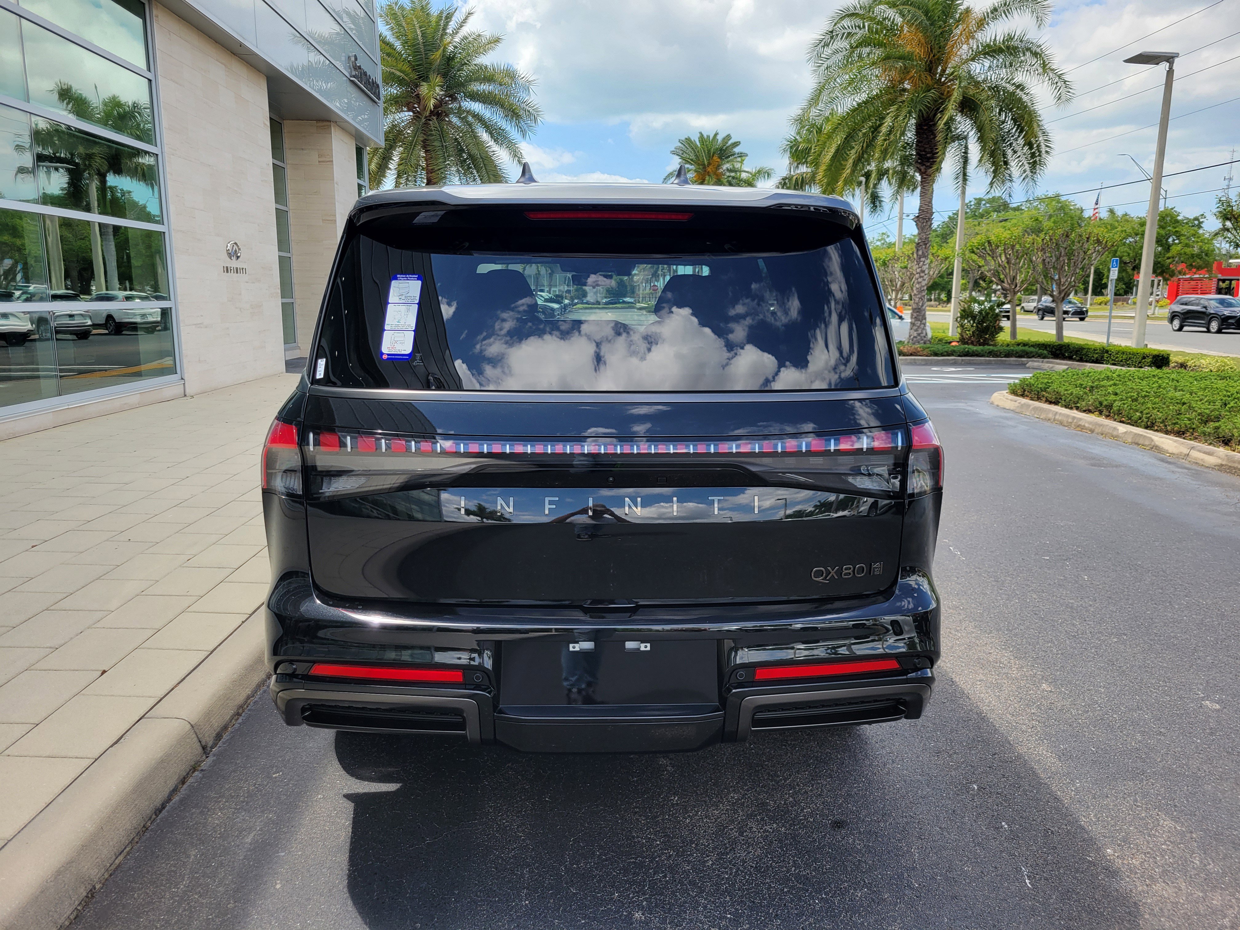 New 2026 INFINITI QX80 Autograph w/ Premium Cargo Package AWD/4WD image 5
