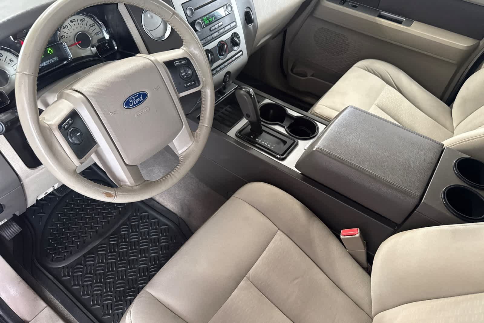 Used 2013 Ford Expedition XLT w/ HD Trailer Tow Pkg AWD/4WD image 13