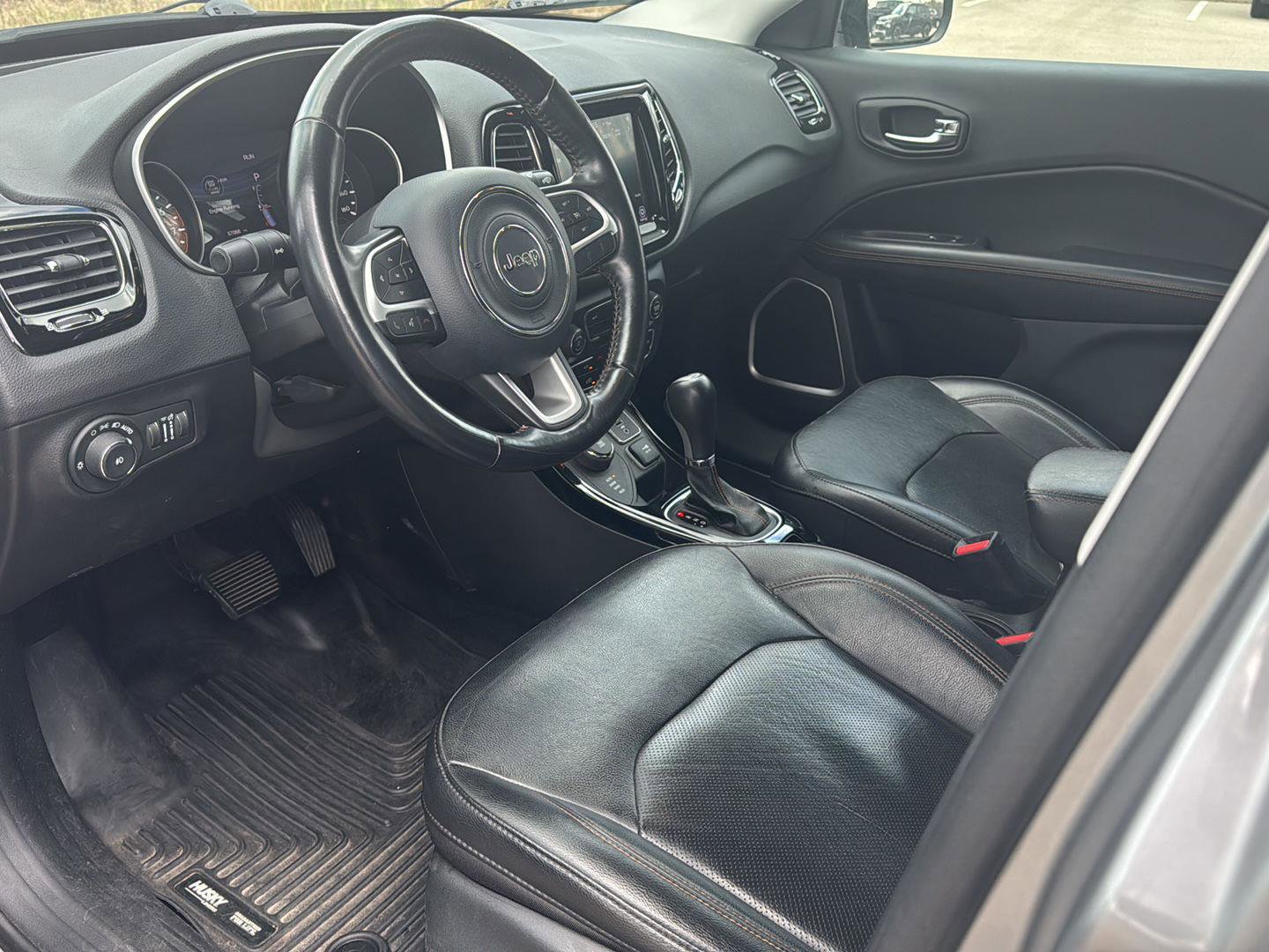 Used 2020 Jeep Compass Limited image 12