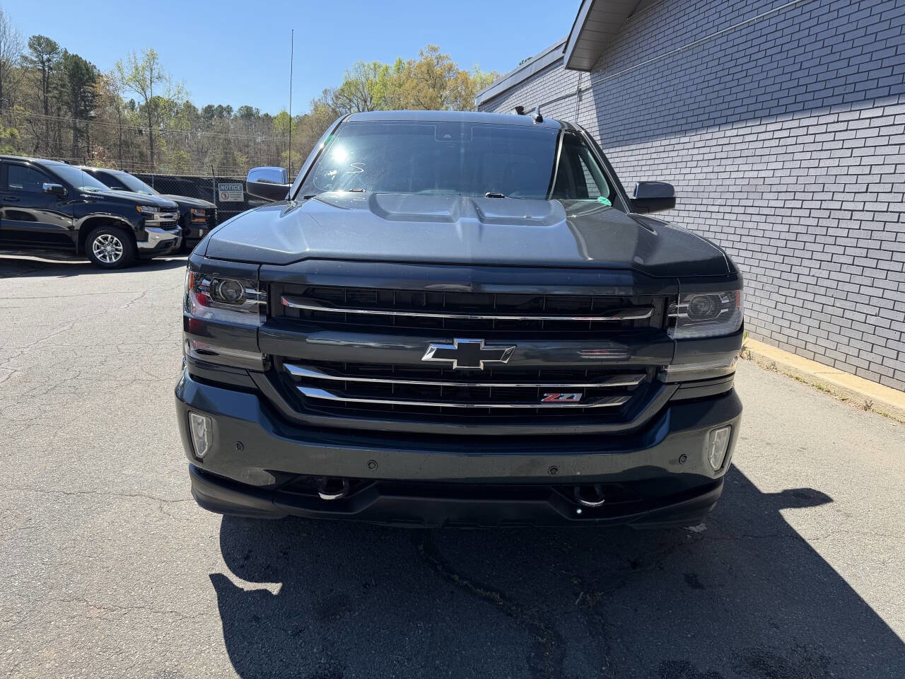 Used 2018 Chevrolet Silverado 1500 LTZ Z71 w/ LTZ Plus Package image 2