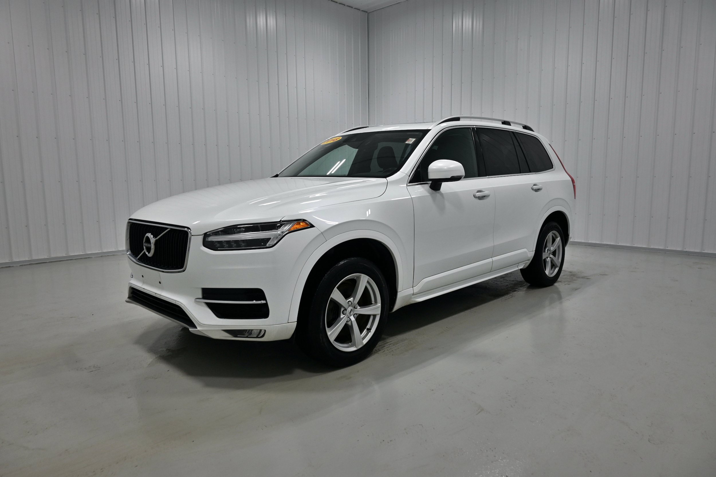Used 2018 Volvo XC90 T5 Momentum AWD/4WD image 23