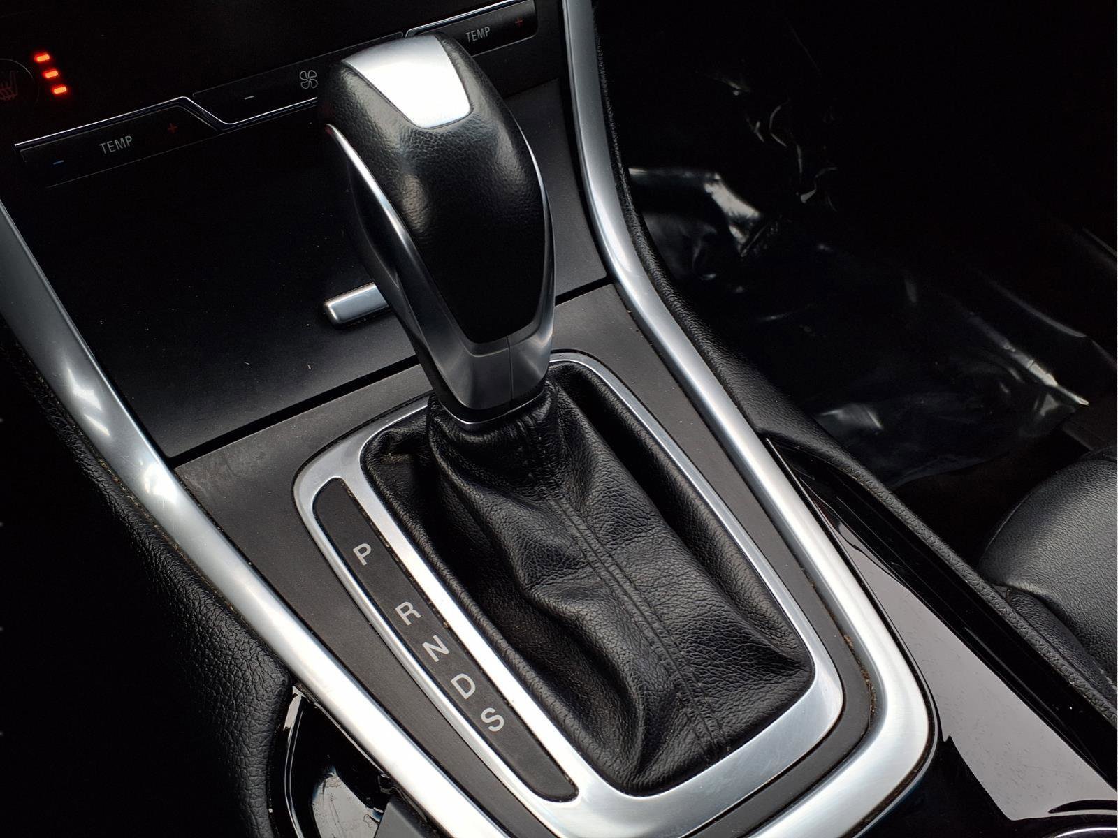 Used 2018 Ford Edge Titanium w/ Technology Package image 23