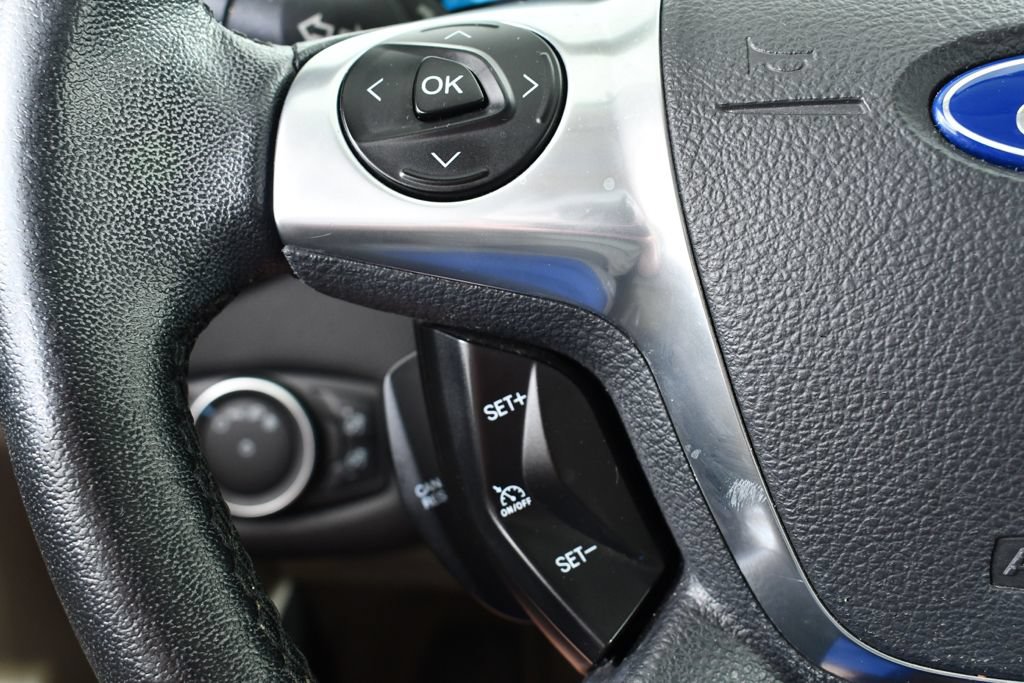 Used 2016 Ford Escape Titanium w/ Equipment Group 301A AWD/4WD image 30
