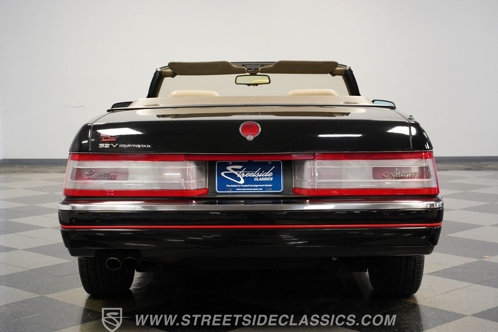 Used 1993 Cadillac Allante FWD image 11