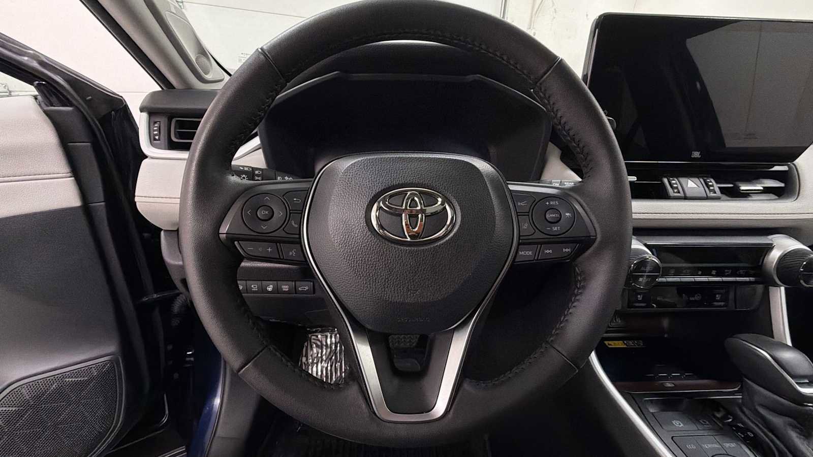 Certified 2025 Toyota RAV4 Limited image 16