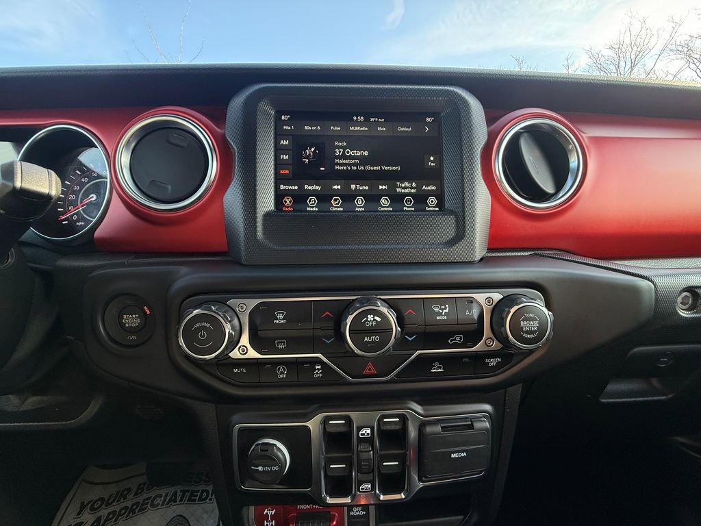 Used 2021 Jeep Wrangler Unlimited Rubicon image 24