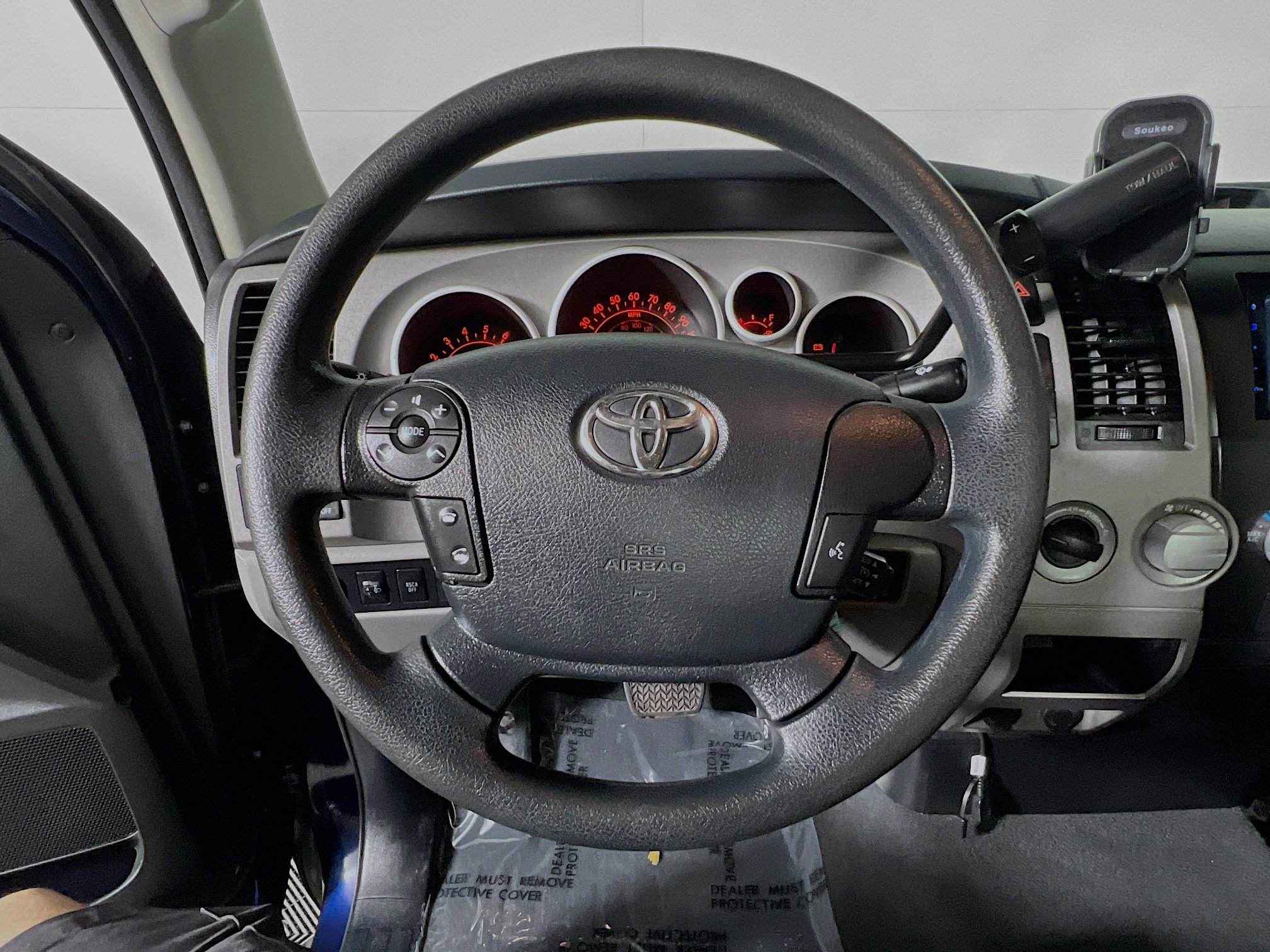Used 2012 Toyota Tundra 4x4 Double Cab w/ Tow Pkg image 17
