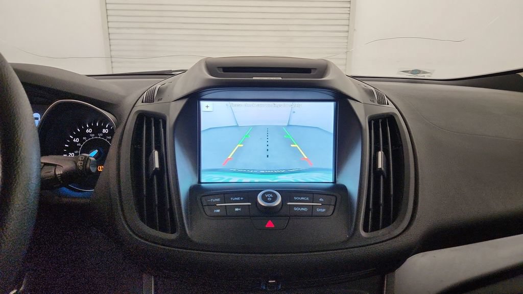Used 2018 Ford Escape SE w/ SE Sync 3 Package AWD/4WD image 18