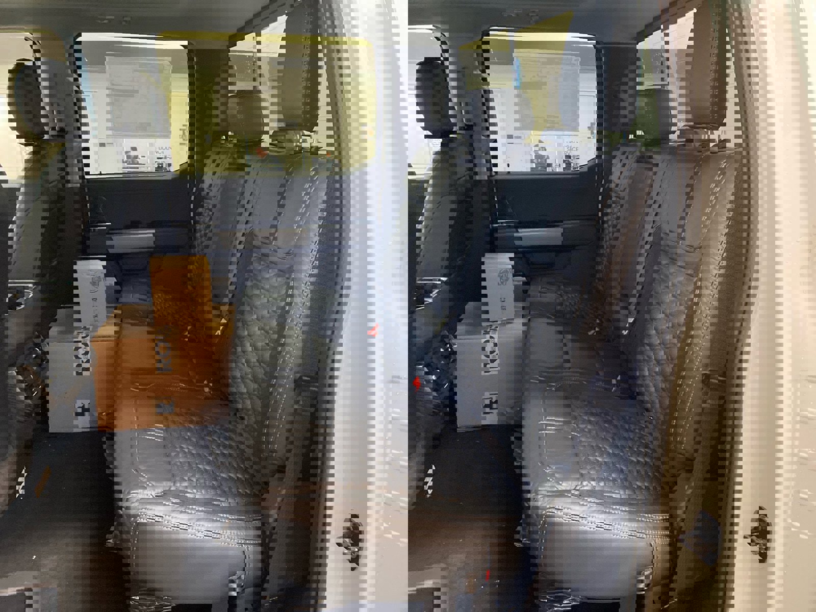 New 2026 Ford F250 Lariat w/ Black Appearance Package image 12