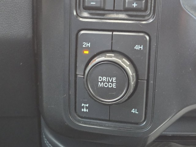 Used 2025 Ford F350 Platinum AWD/4WD image 17