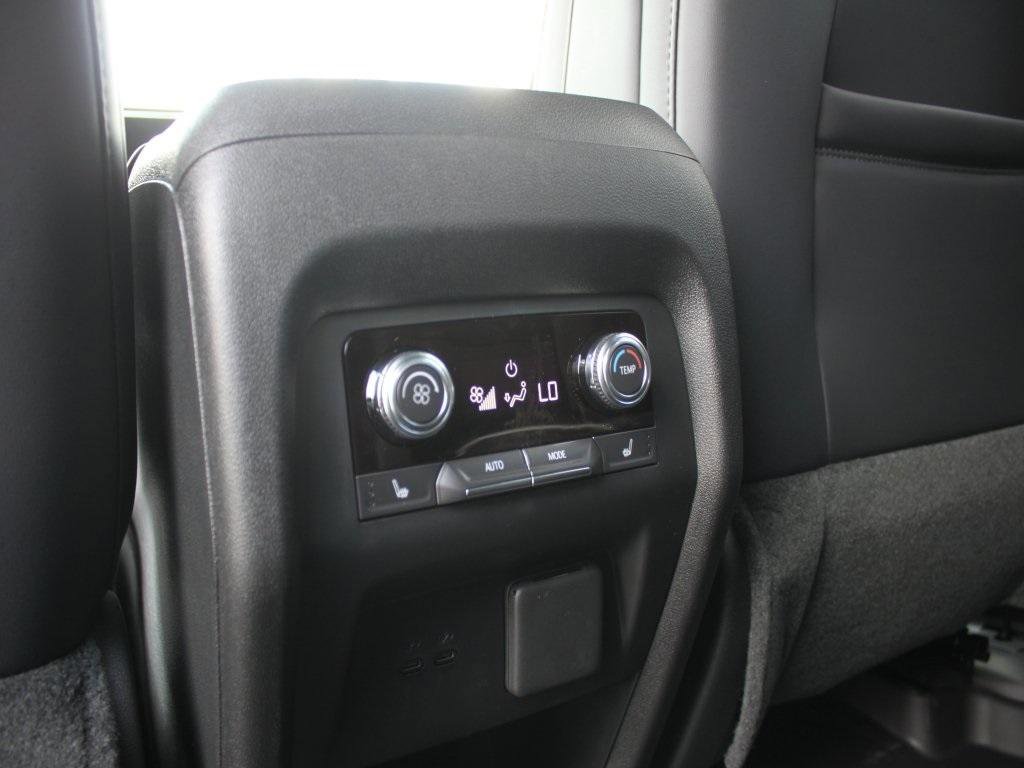 New 2026 GMC Acadia Denali w/ Super Cruise Package image 8