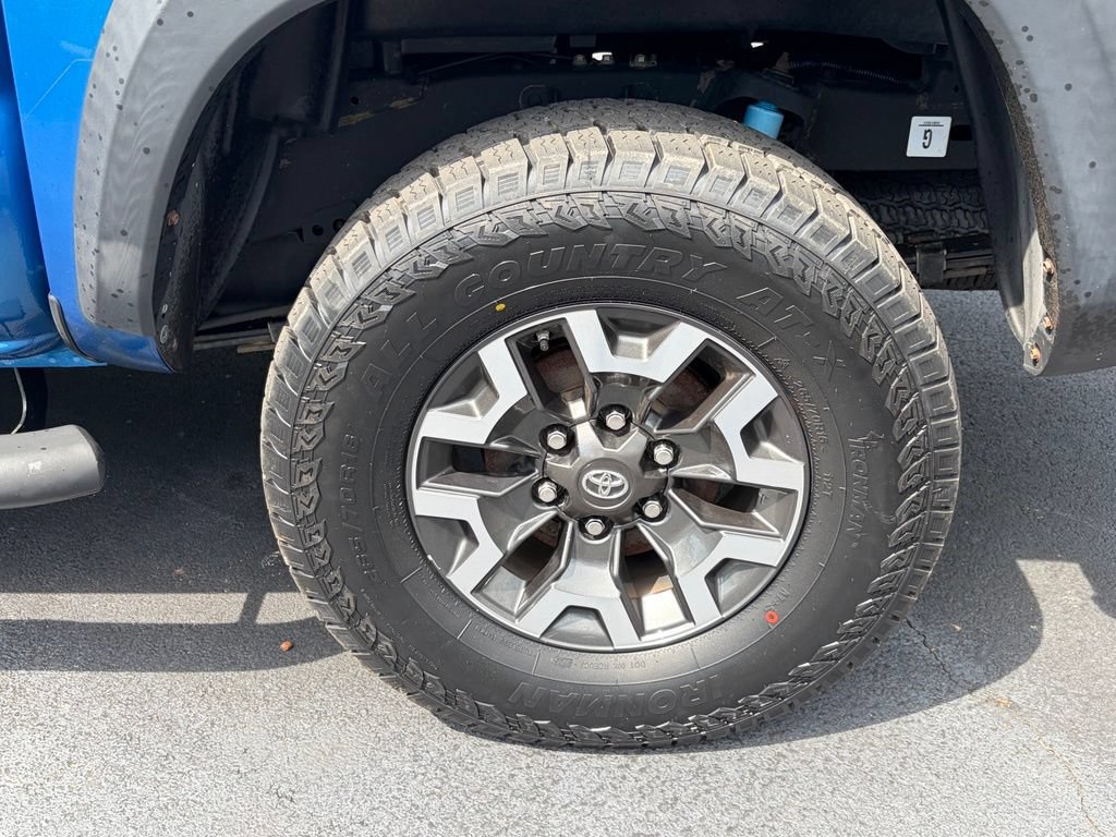 Used 2017 Toyota Tacoma TRD Off-Road w/ Tow Package (A/T) AWD/4WD image 31