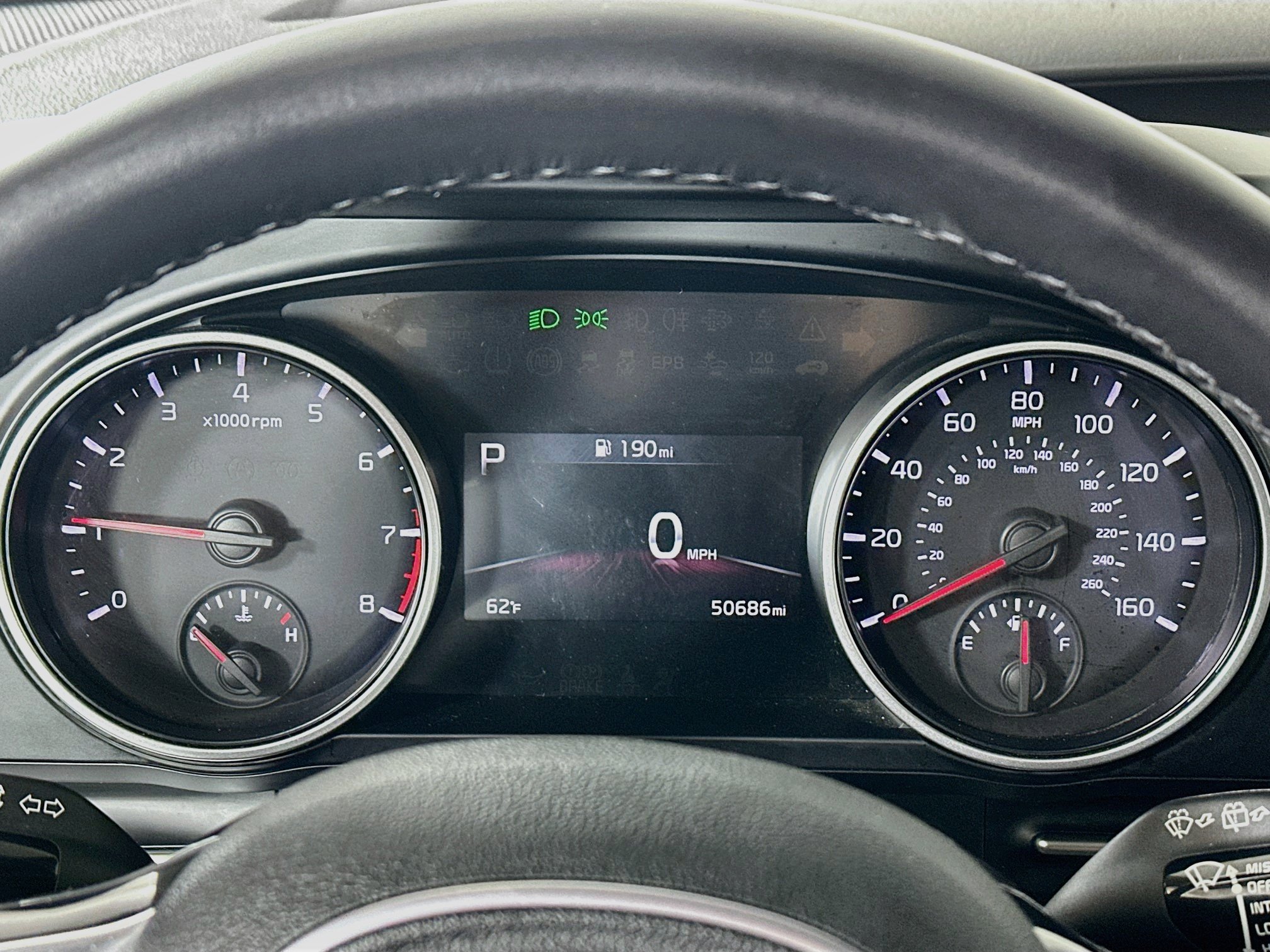 Certified 2024 Kia Carnival LX FWD image 12