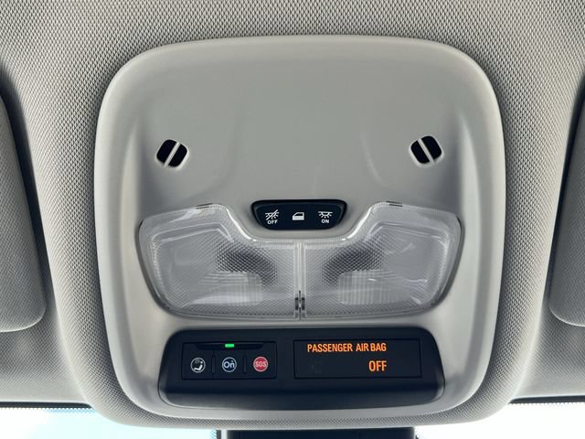 Used 2023 Chevrolet Bolt EUV LT w/ Driver Confidence Package FWD image 29
