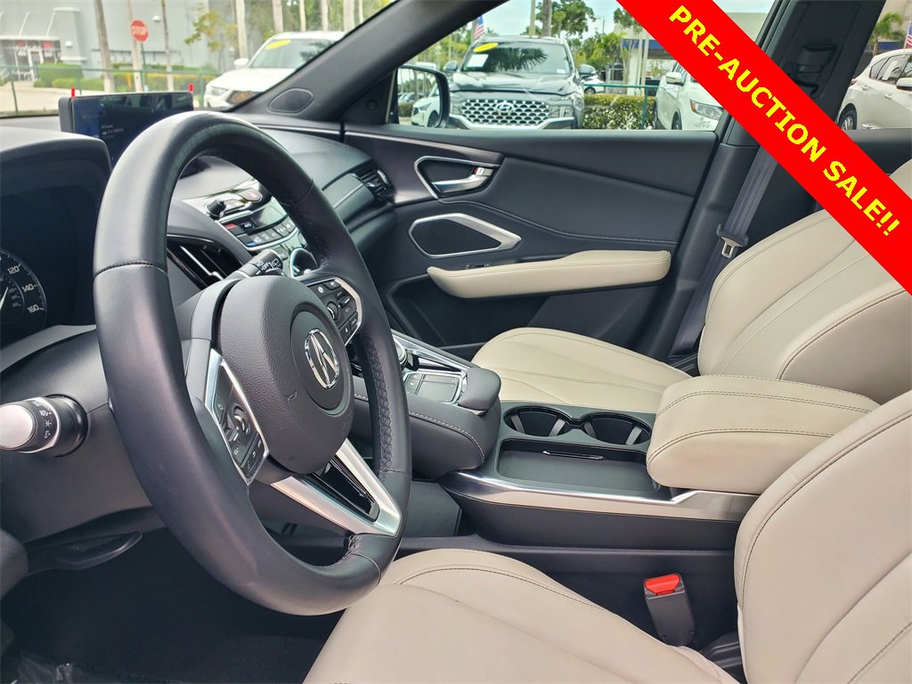 Used 2025 Acura RDX SH-AWD image 16