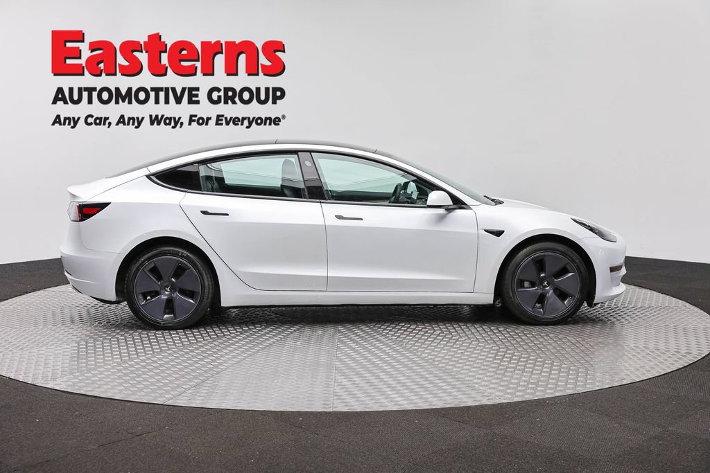 Used 2023 Tesla Model 3 Standard Range RWD image 4