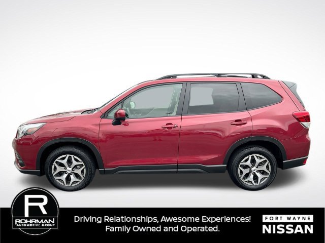 Used 2024 Subaru Forester Premium AWD/4WD image 6