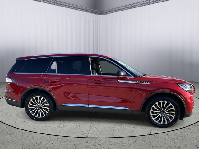 Used 2021 Lincoln Aviator Reserve w/ Elements Package Plus AWD/4WD image 6