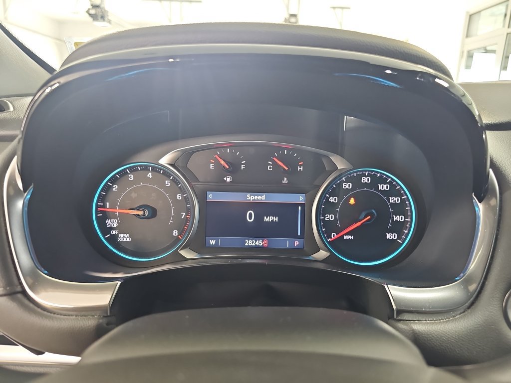 Used 2023 Chevrolet Traverse LT FWD image 26