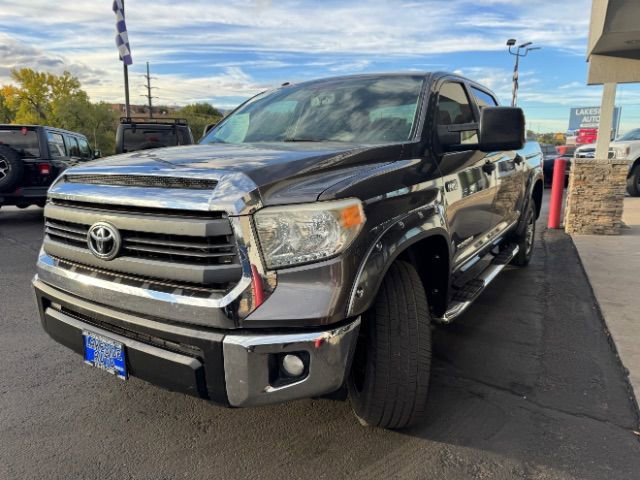 Used 2015 Toyota Tundra SR5 w/ SR5 Upgrade Package image 3
