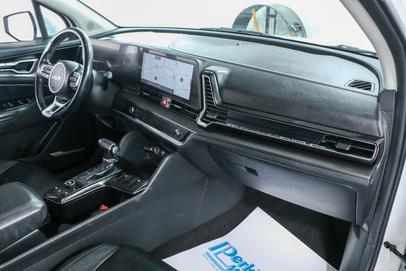 Used 2023 Kia Sportage EX FWD image 25