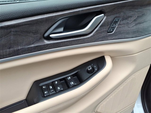 Used 2023 Jeep Grand Cherokee L Limited w/ Trailer Tow Group (B) image 18