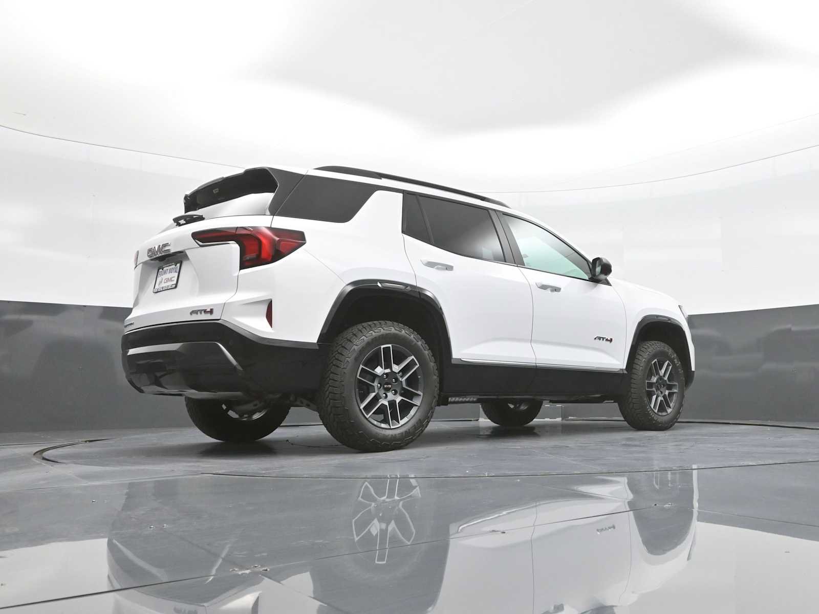 New 2026 GMC Terrain AT4 w/ Technology Package II AWD/4WD image 36