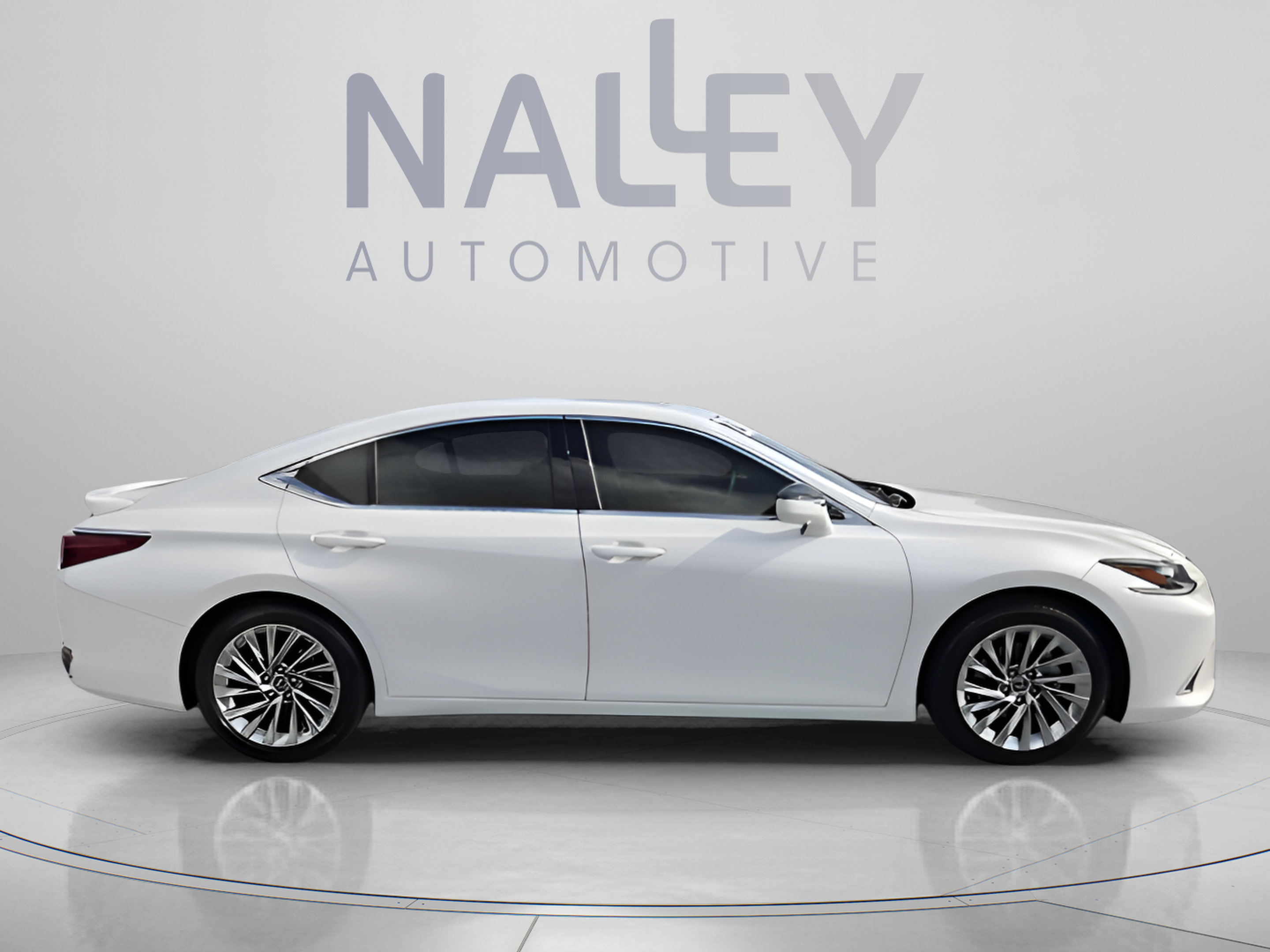 Certified 2023 Lexus ES 300h Ultra Luxury w/ Accessory Package (Z2) FWD image 6