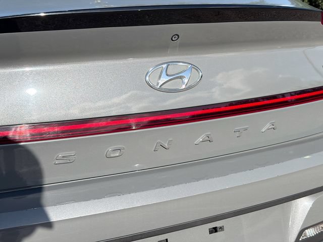 Used 2022 Hyundai Sonata Blue FWD image 11