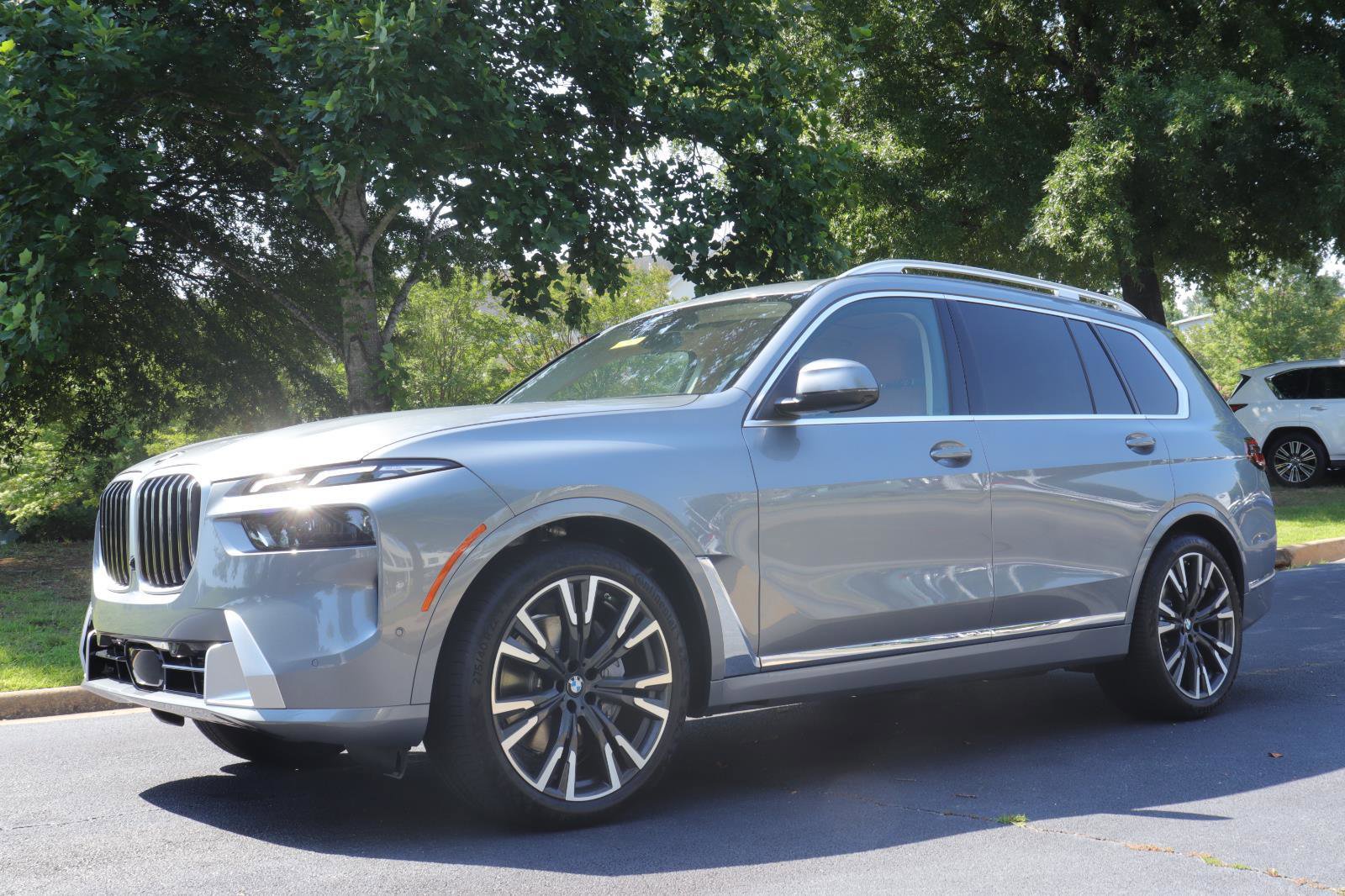 New 2026 BMW X7 xDrive40i