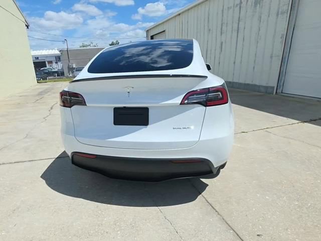 Used 2023 Tesla Model Y Long Range AWD/4WD image 4