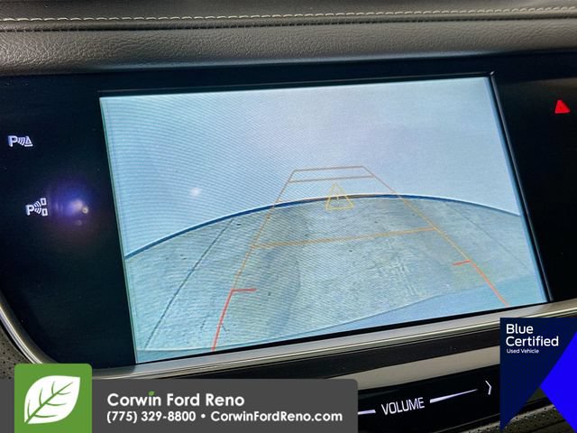 Used 2019 Cadillac XT5 Premium Luxury w/ Driver Assist Package AWD/4WD image 18