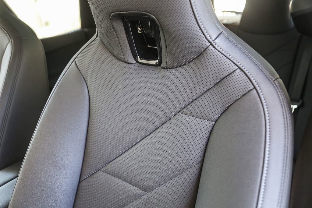 Used 2025 BMW iX xDrive50 image 21