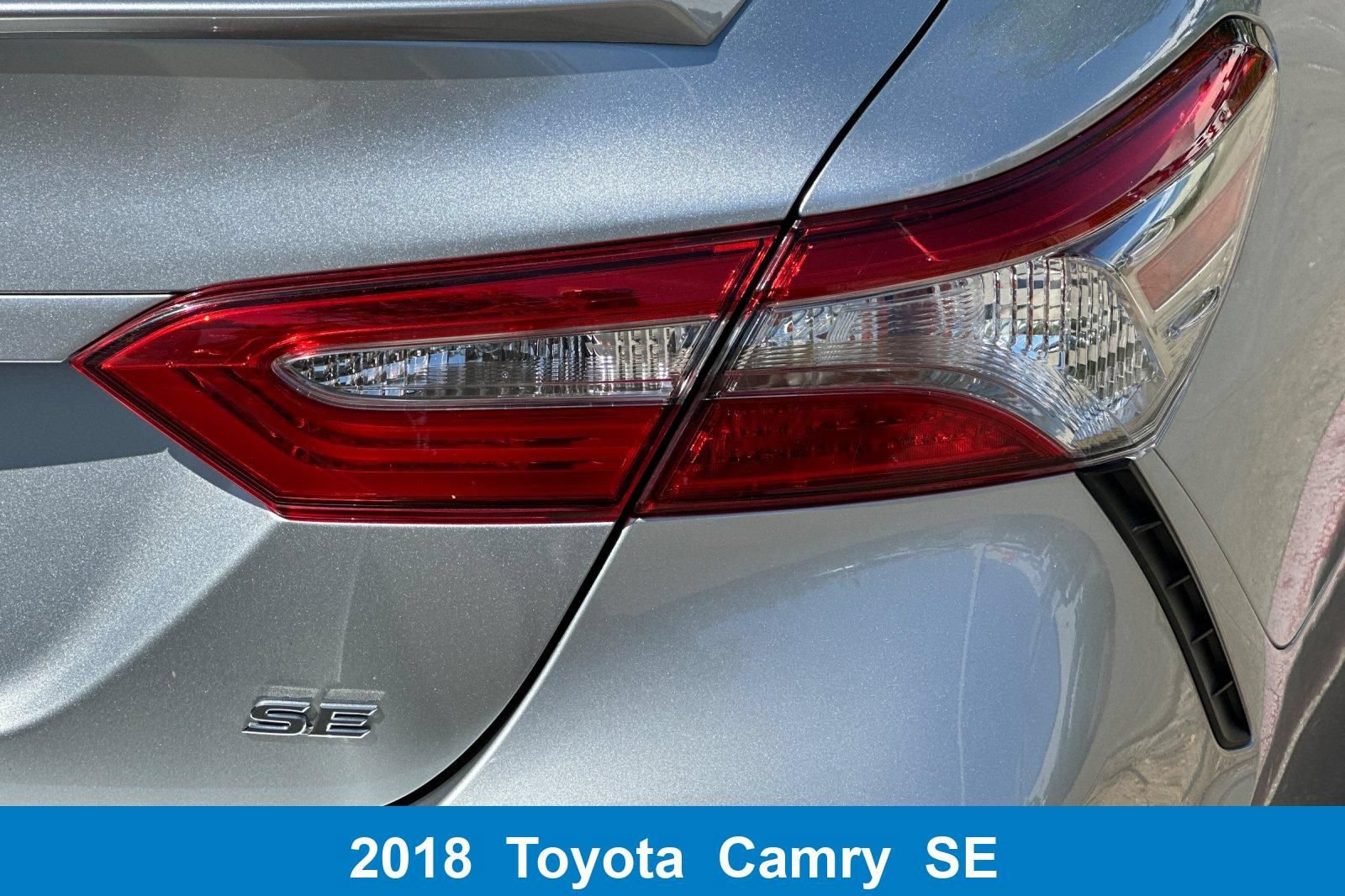 Used 2018 Toyota Camry SE FWD image 31