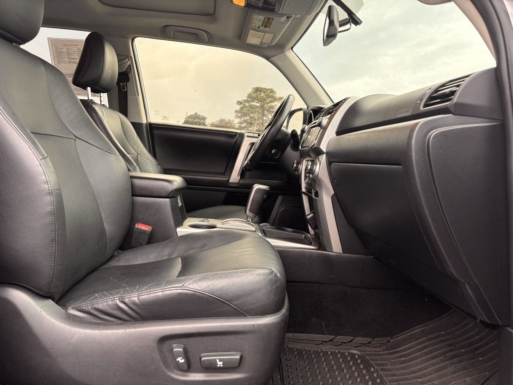 Used 2013 Toyota 4Runner Limited image 20