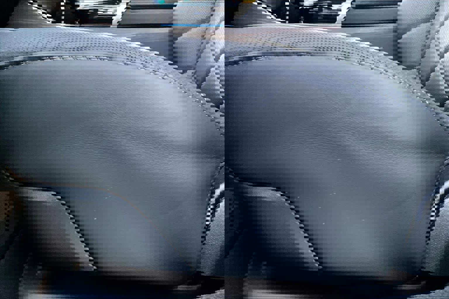 Used 2025 BMW i7 xDrive60 image 34