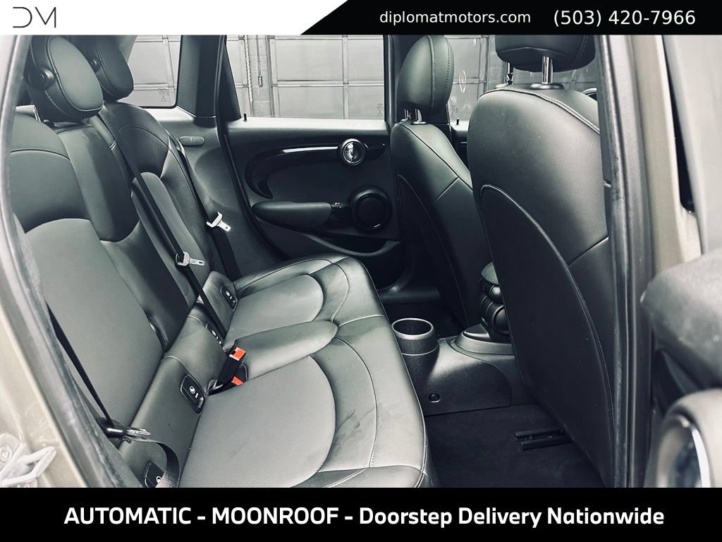 Used 2019 MINI Cooper 4-Door Hardtop w/ Signature Upholstery Package FWD image 21