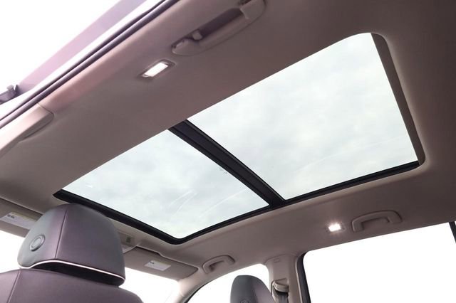 New 2026 Volkswagen Atlas SEL Premium R-Line image 13