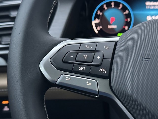 New 2026 Volkswagen Atlas Cross Sport SE image 38