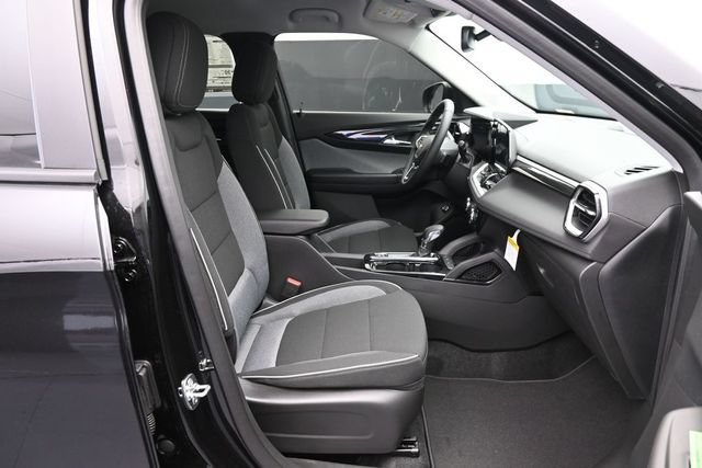 New 2026 Chevrolet TrailBlazer LT w/ Convenience Package FWD image 39