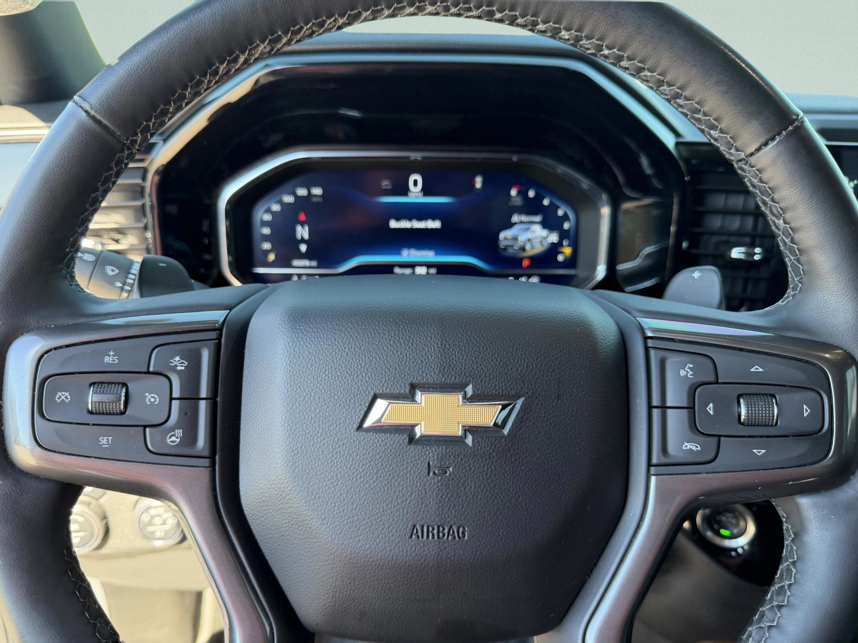 Used 2024 Chevrolet Silverado 1500 High Country w/ Technology Package AWD/4WD image 21