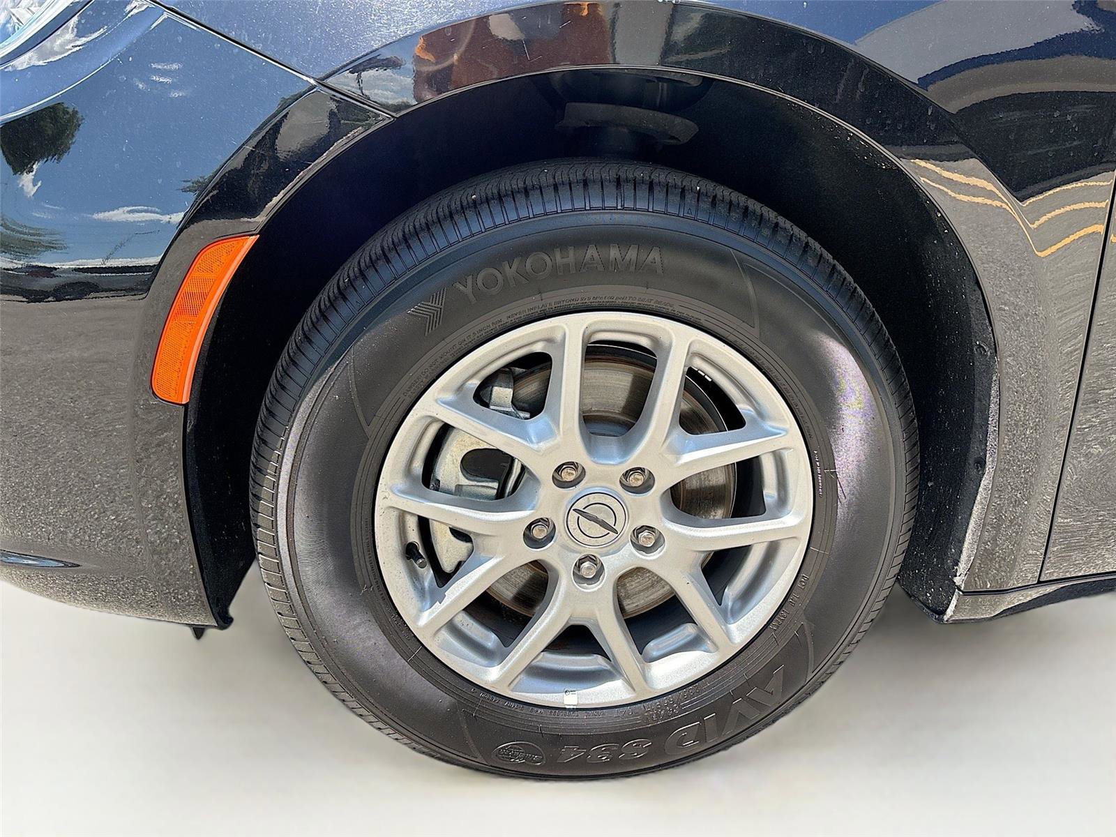 Used 2025 Chrysler Pacifica Select FWD image 32