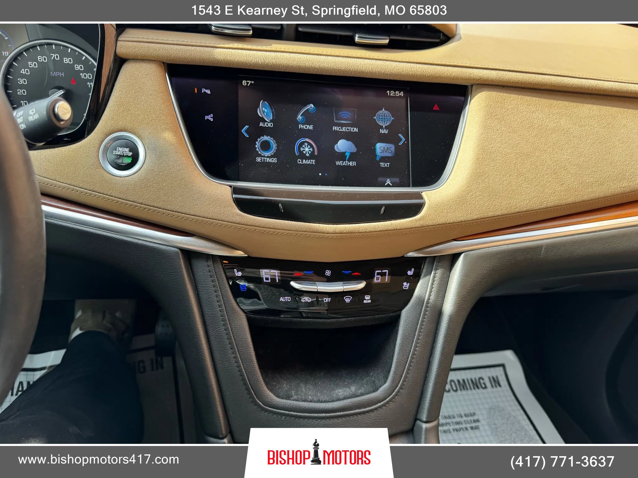 Used 2017 Cadillac XT5 Platinum w/ Driver Assist Package image 29