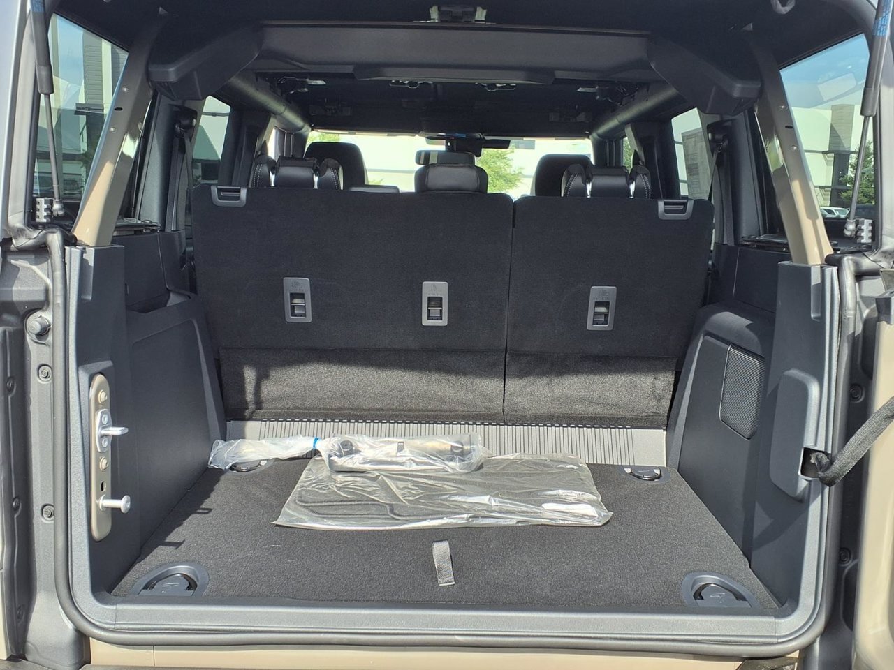 New 2026 Ford Bronco Outer Banks AWD/4WD image 22