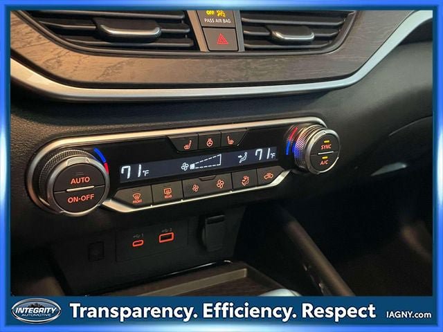 Used 2023 Nissan Altima 2.5 SL AWD/4WD image 30
