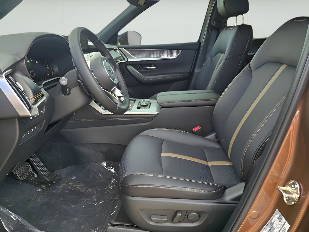 Used 2025 MAZDA CX-70 Plug-In Hybrid w/ Premium Plus image 12