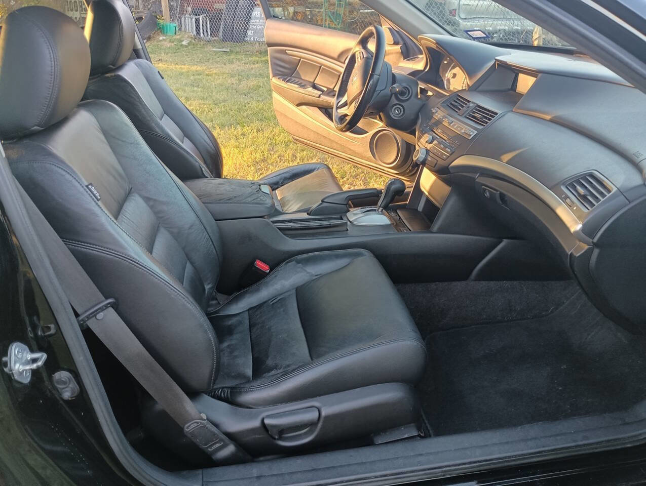 Used 2010 Honda Accord EX-L image 12